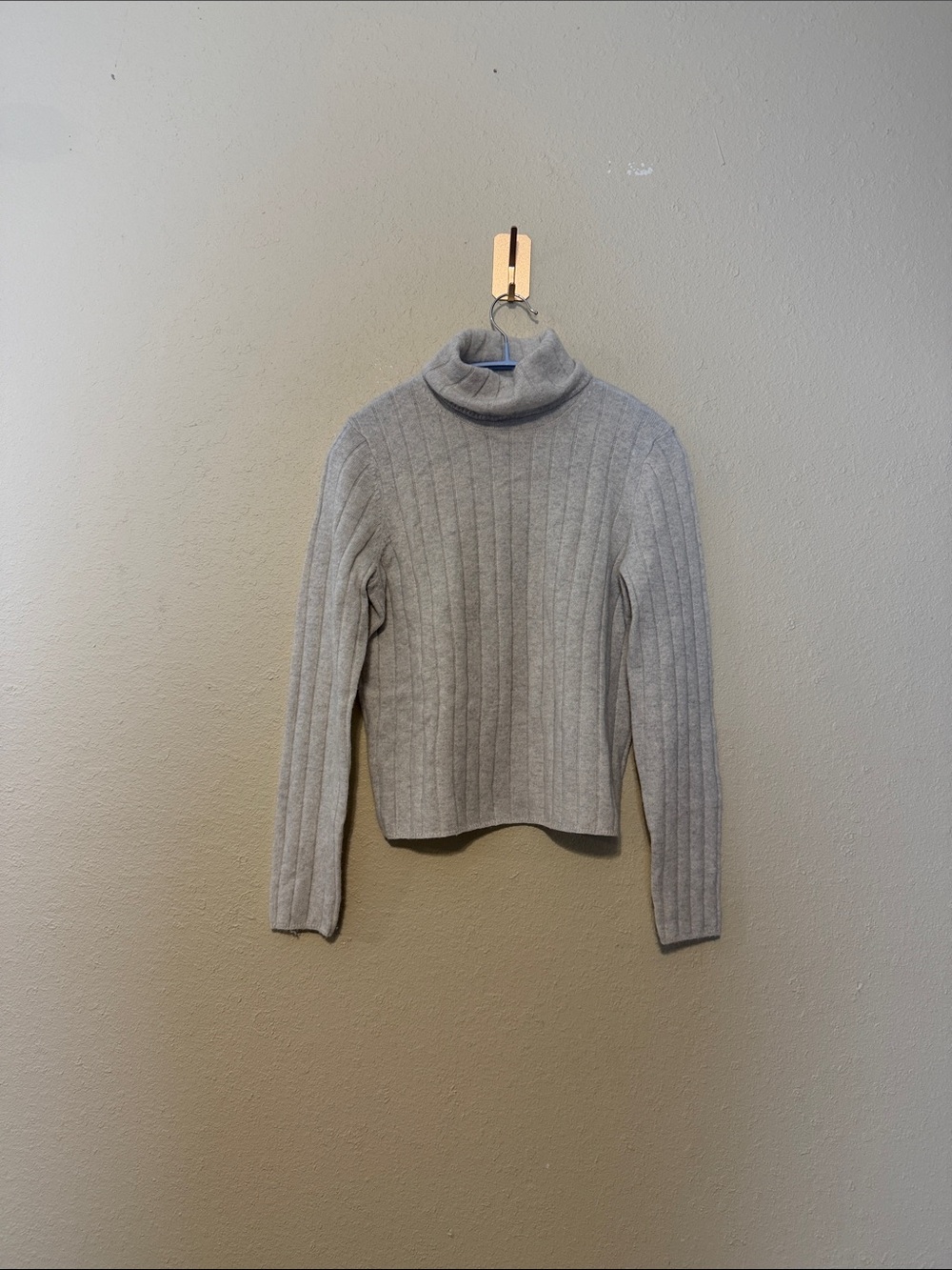 HALSTON 100% 2-Ply Cashmere Turtleneck Sweater Size Small